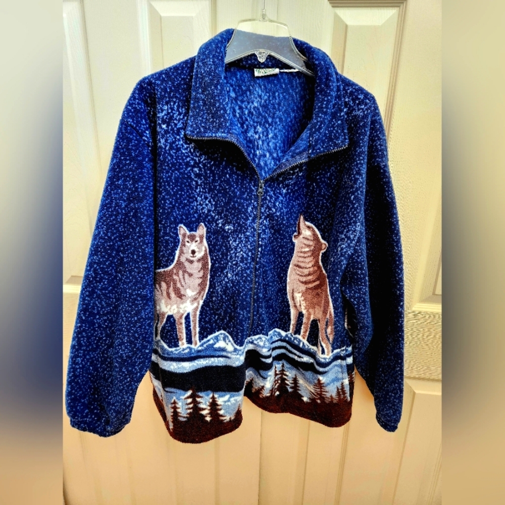 Wolf print fleece jacket
